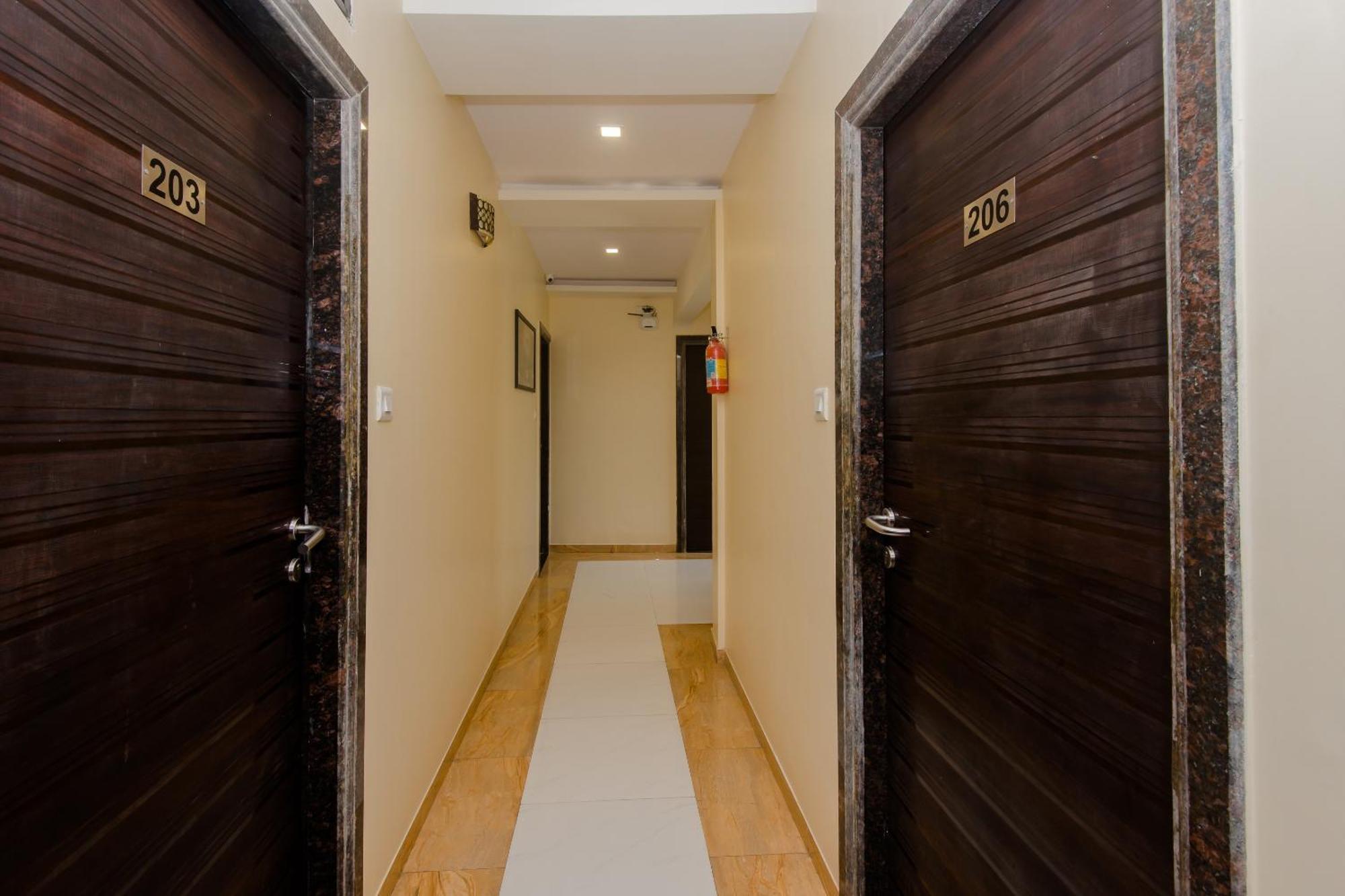 Hotel O Alfa Grand Near Chhatrapati Shivaji International Airport Βομβάη Εξωτερικό φωτογραφία
